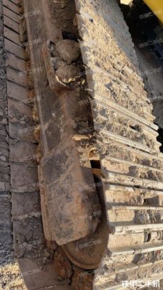 2016年コマツPC220-8M0