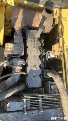 2016年コマツPC220-8M0