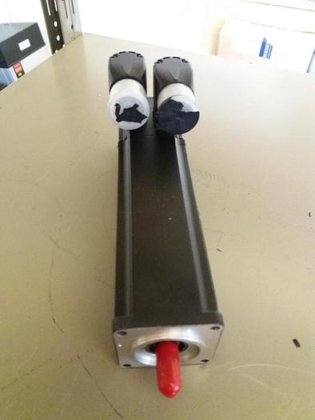 電動サーボモーター