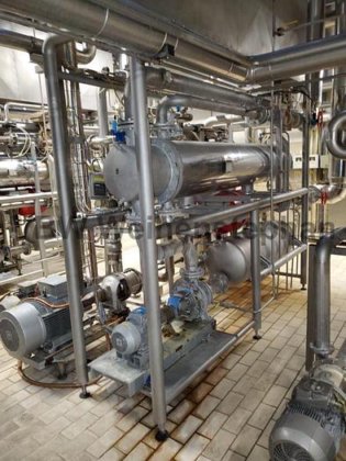 プレート式熱交換器（フラッシュ殺菌装置用）