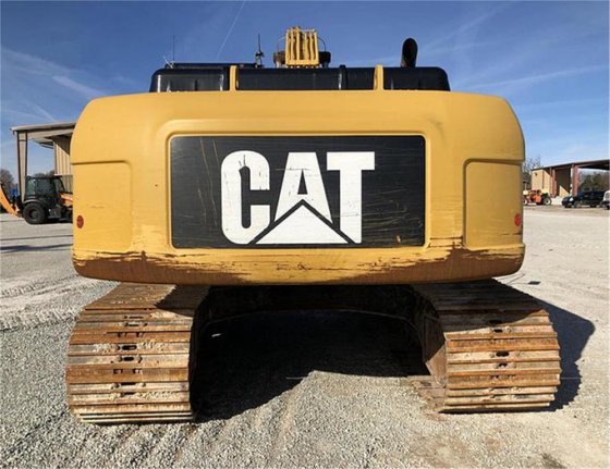 CAT 325D