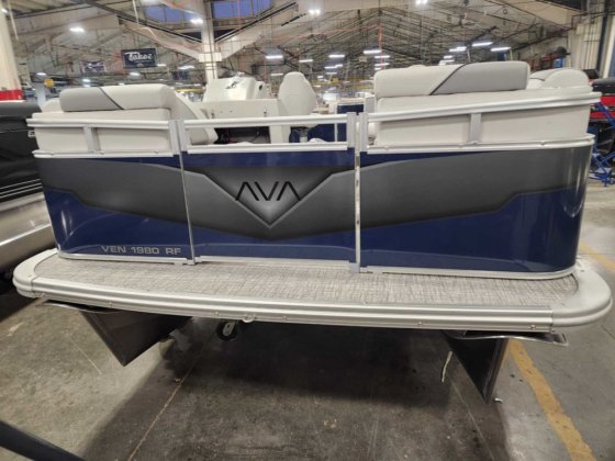 2026 Avalon 1980 23 Venture Rear Fish in Howell, MI, USA