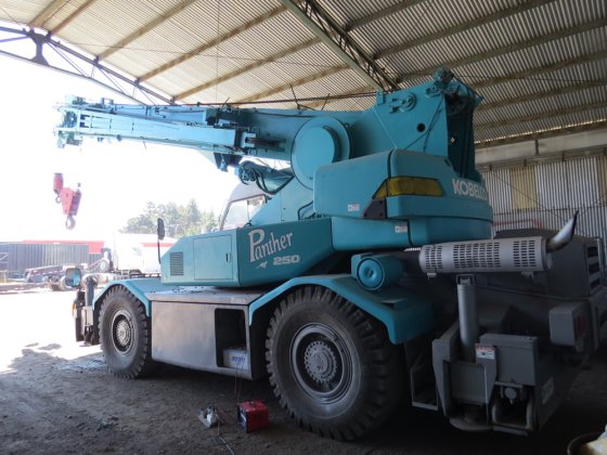 1998 Kobelco RK250-3