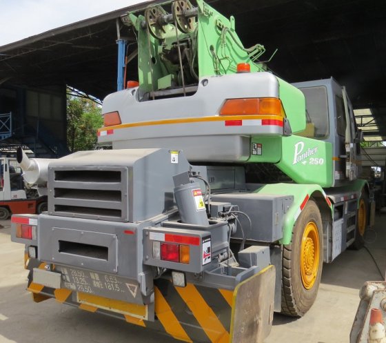 1996 Kobelco RK250 Phanter