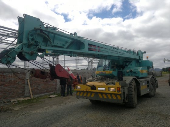 1993 Kobelco RK 250 -