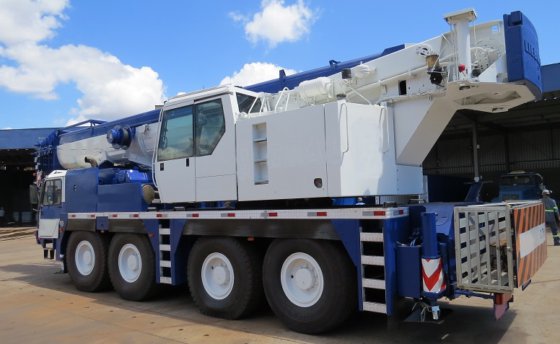 2002 Liebherr LTM 1090-2