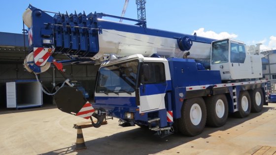 2002 Liebherr LTM 1090-2