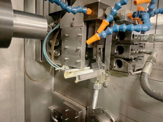 2000 TORNOS DECO 2000/13a