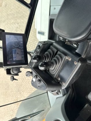 2020 利勃海尔-L586