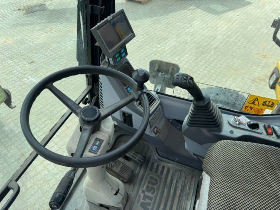 2012 小松-Pw-200-7