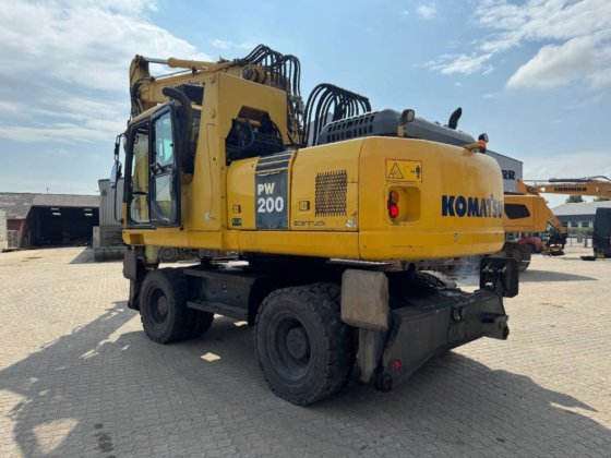 2012 小松-Pw-200-7