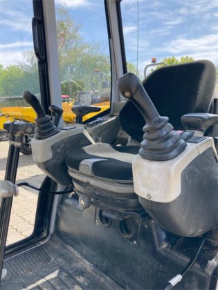 2017 Wacker Neuson ET24