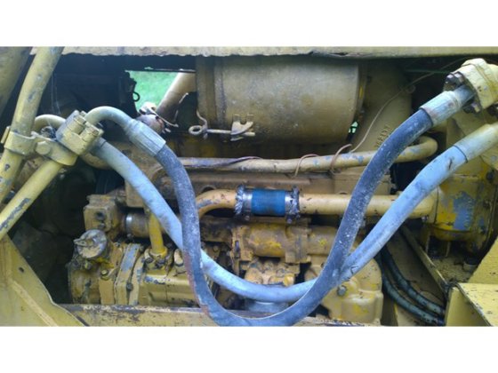 CATERPILLAR D4 D