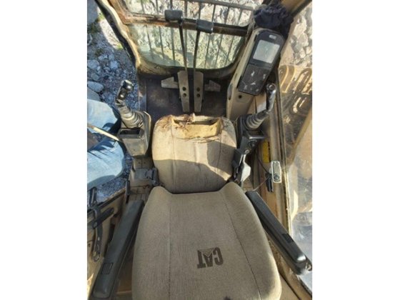 1993 CATERPILLAR 320