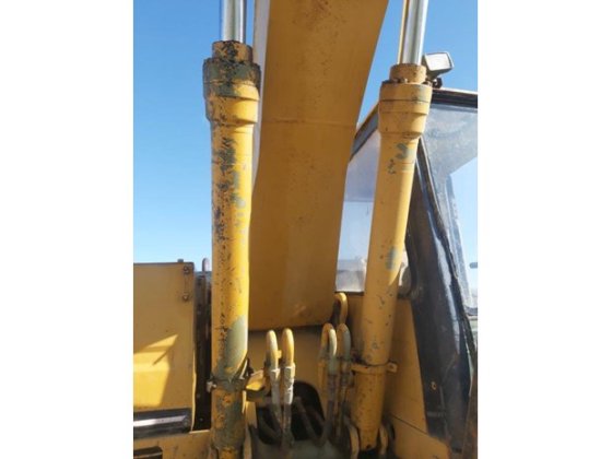 1993 CATERPILLAR 320