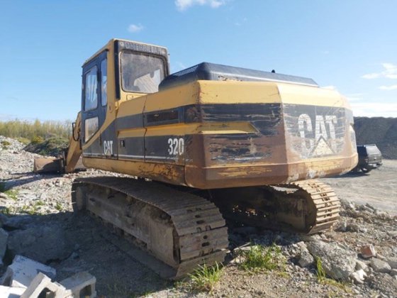 1993 CATERPILLAR 320