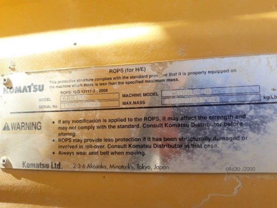 KOMATSU PC300LC-8
