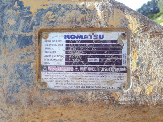 KOMATSU PC300LC-8