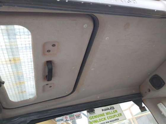 2012 KOMATSU PC270LC-8