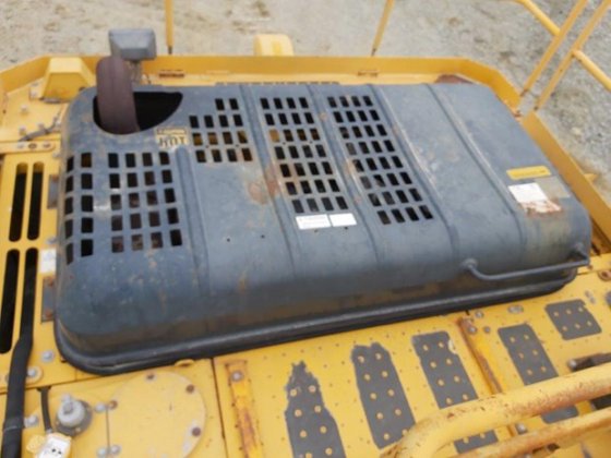 2012 KOMATSU PC270LC-8