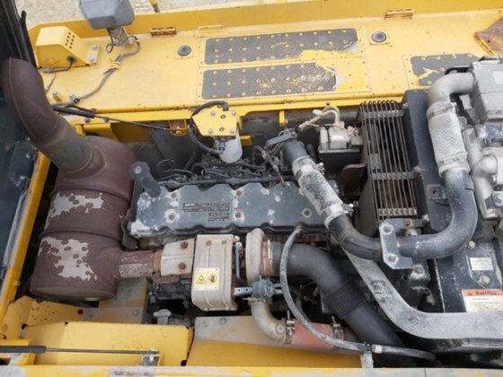 2012 KOMATSU PC270LC-8