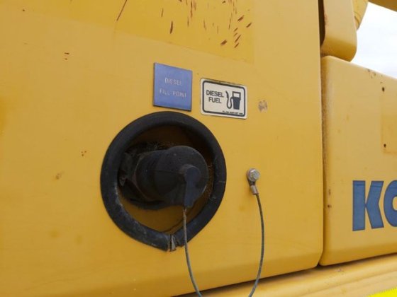 2012 KOMATSU PC270LC-8