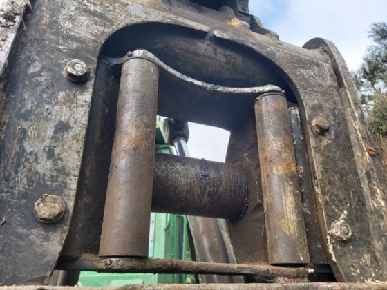 2013 JOHN DEERE 748H