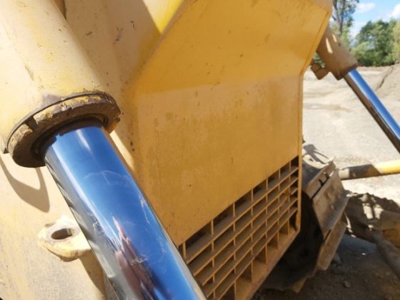 1994 KOMATSU D65P-12