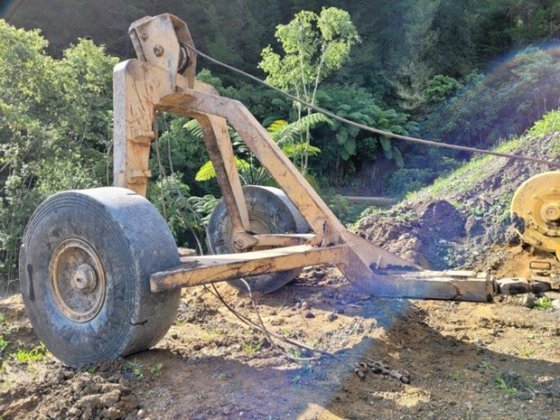 2007 KOMATSU D85EX-15EO