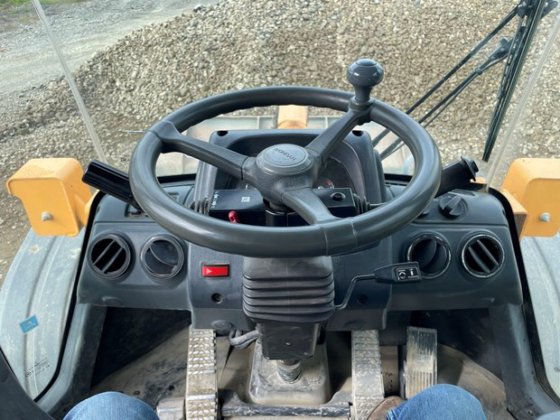 2012 HYUNDAI HL757-9