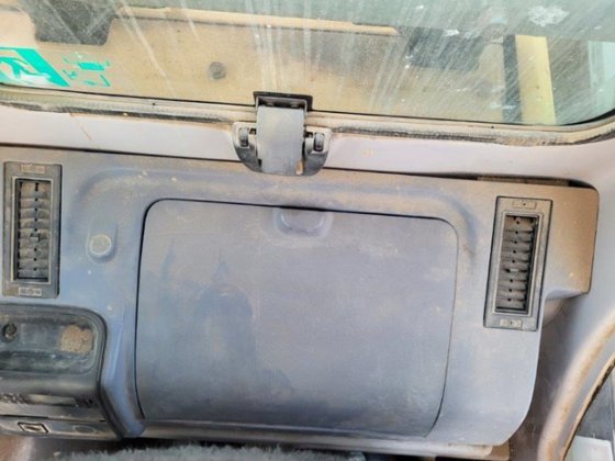 2003 SUMITOMO SH200-3