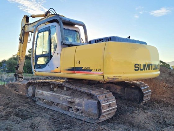 2003 SUMITOMO SH200-3