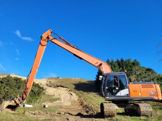 2017 HITACHI ZX200-5B