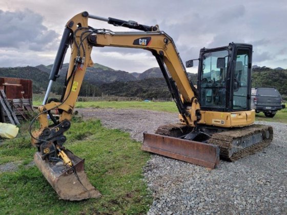 2019 CATERPILLAR 305.5E2