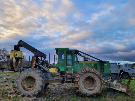 2012 JOHN DEERE 748H