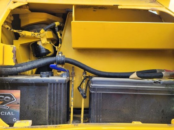 2004 KOMATSU D65PX-15