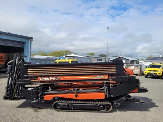 2007 DITCH WITCH JT1220 MACH1