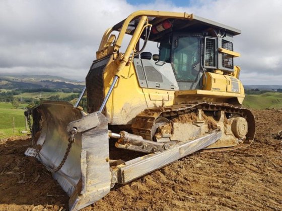 2007 KOMATSU D65EX-15