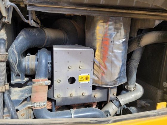 2021 KOMATSU D85EX-15 EO