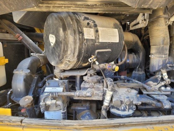 2021 KOMATSU D85EX-15 EO