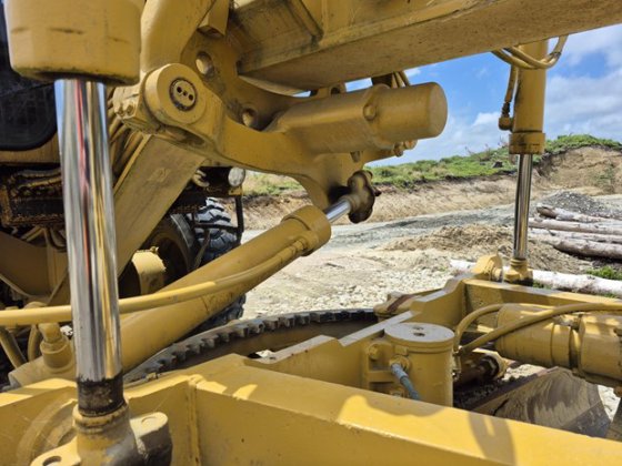 1983 CATERPILLAR 120G