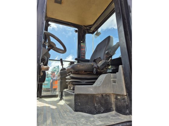 2012 CATERPILLAR CP533 E