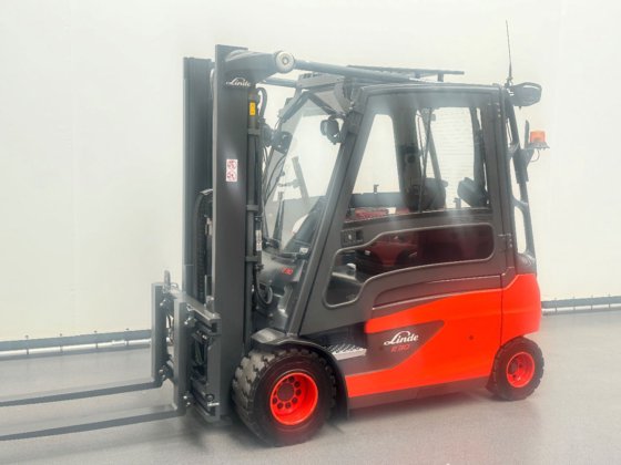 2017 Linde 387