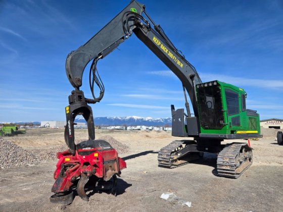 2019 John Deere 2154G