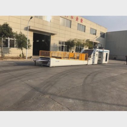 Innovo Bochen インテリジェント自動フルートラミネート装置