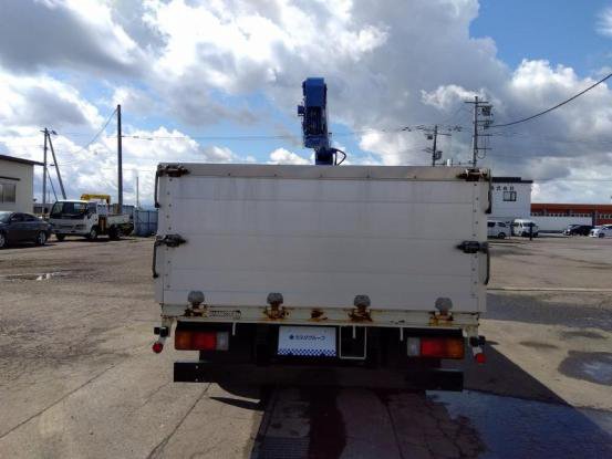 2017 日野　デュトロ