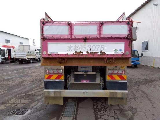 2015 日野　プロフィア