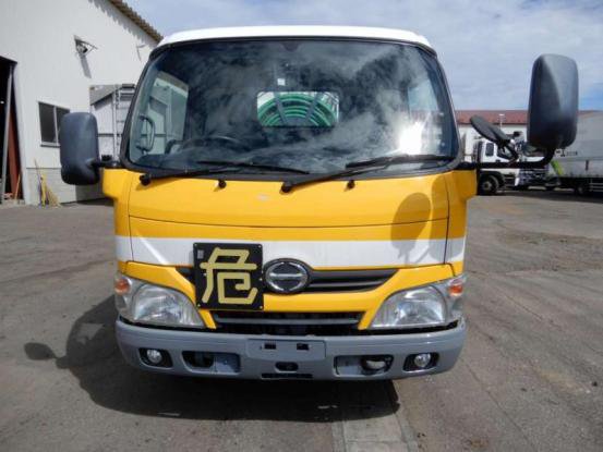 2014 日野　デュトロ