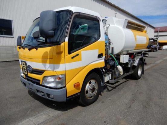 2014 日野　デュトロ