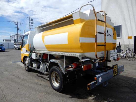 2014 日野　デュトロ